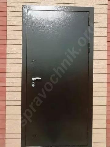 Металллические двери от  дверитор